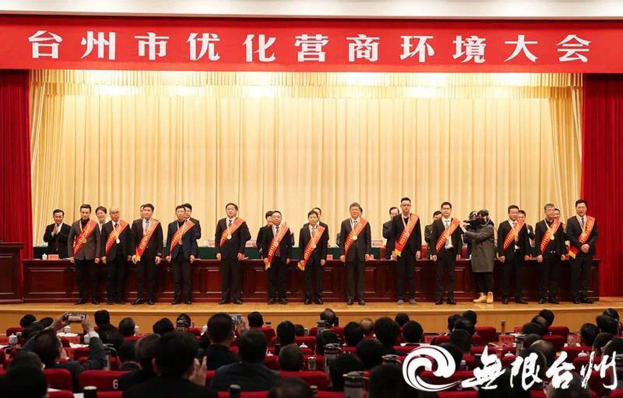 彩虹多多官网-追求健康,你我一起成长